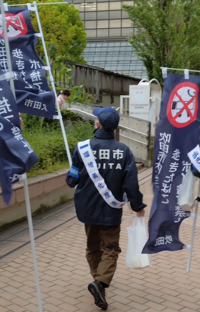 写真：啓発員活動の様子