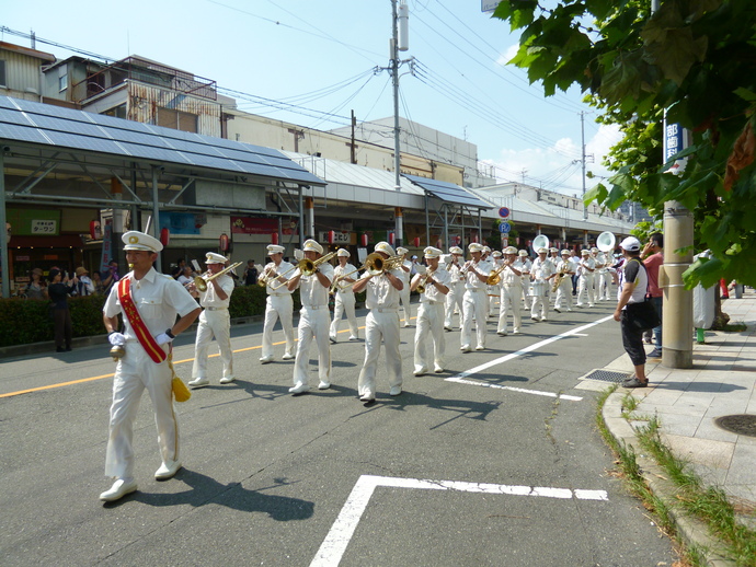 写真：本祭りパレード