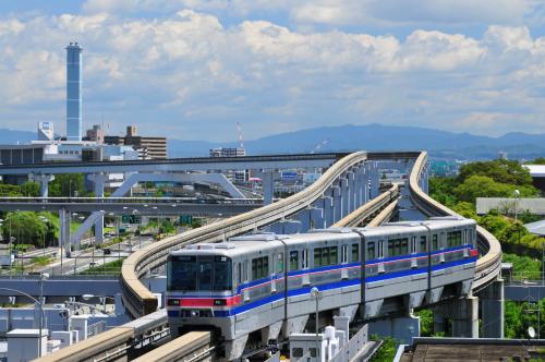 写真：万博公園駅　モノレール