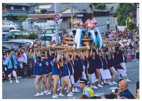 写真：よいしょ…