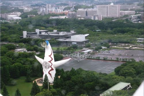 写真：太陽の塔があるまち