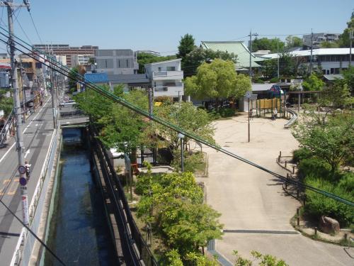 写真：池14-1 上の川調節池(地下式・千里山東公園)