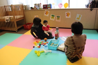 写真：議会傍聴時一時保育の様子