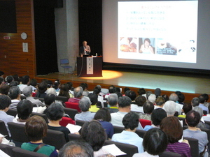 写真：食育講演会の様子2