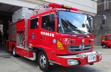 写真：救助工作車（Ⅱ型ポンプ付）