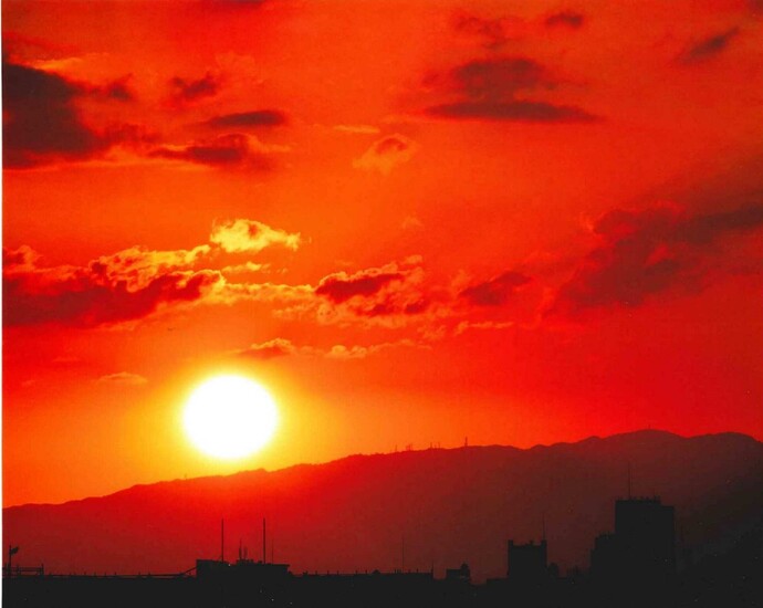 写真：「千里ニュータウン空の風景」組2