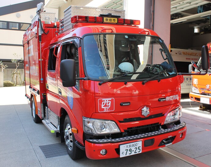 小型タンク車1の写真正面