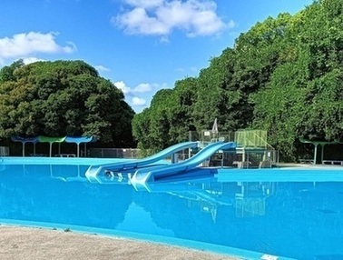 北千里市民プール子ども用変形プール写真