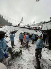 被災地の様子（緊急消防援助隊検索中）