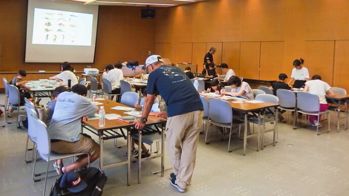 写真：チリモンをさがそうの様子