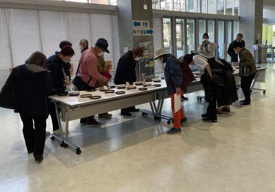 写真：投票の様子