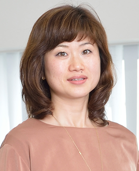 写真：吉村　貴子さん
