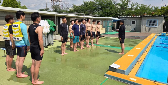 写真:開始報告・終了報告