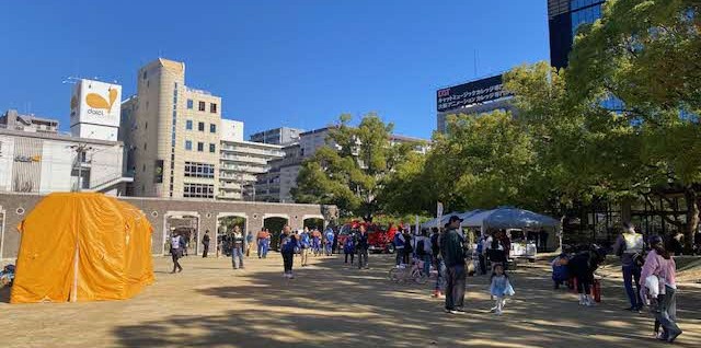 快晴の江坂公園会場