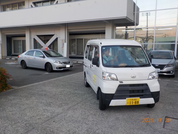 写真：合同パトロールの様子2