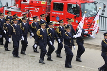 分裂行進の様子