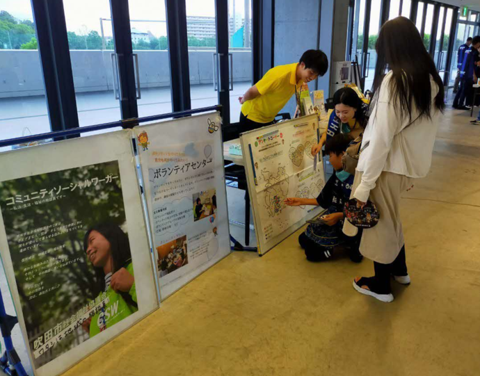 写真:ブースの様子1