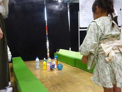 ペットボトルボウリング
