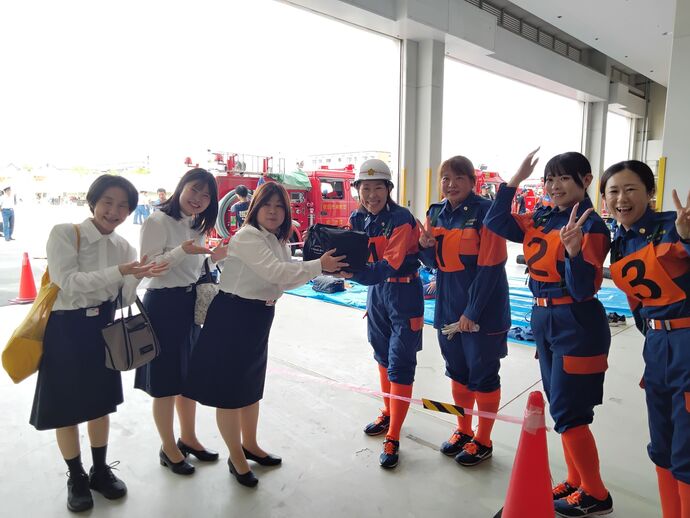 羽曳野市消防団と吹田市消防団の女性団員